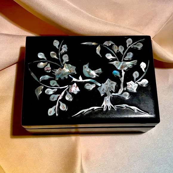 Vtg Mother of Pearl Inlay Jewelry Box